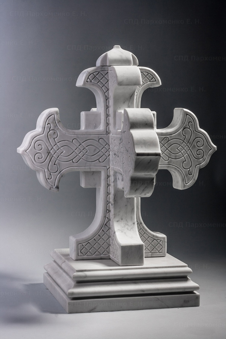 Крест из мрамора для престола